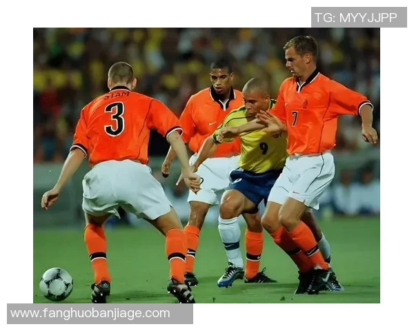 其他球星观看足球比赛的独特视角与心得分享 其他球星观看足球比赛的独特视角与心得分享