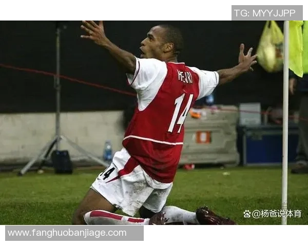 足球巨星用进球宣告心意深情表白爱人创造浪漫奇迹